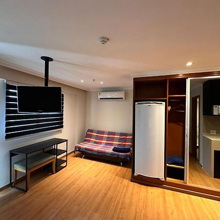 Barra Da Tijuca - 508 - De Frente Para Maravilhosa Piscina - Estacionamento Gratuito - Academia Comphania Atletica - Balsa Para Praia Gratis - Microondas - Geladeira Grande - Recepcao 24Horas - Wi-Fi - Com Pia Rio de Janeiro Eksteriør bilde