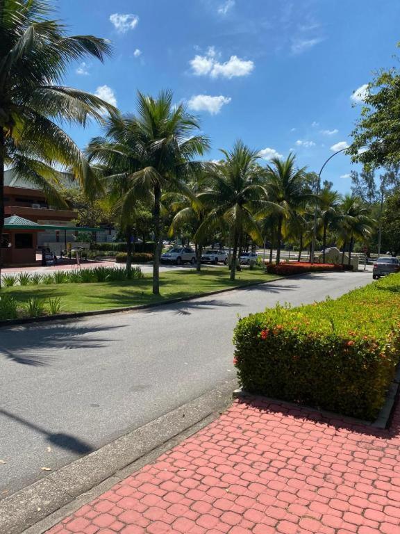 Barra Da Tijuca - 508 - De Frente Para Maravilhosa Piscina - Estacionamento Gratuito - Academia Comphania Atletica - Balsa Para Praia Gratis - Microondas - Geladeira Grande - Recepcao 24Horas - Wi-Fi - Com Pia Rio de Janeiro Eksteriør bilde